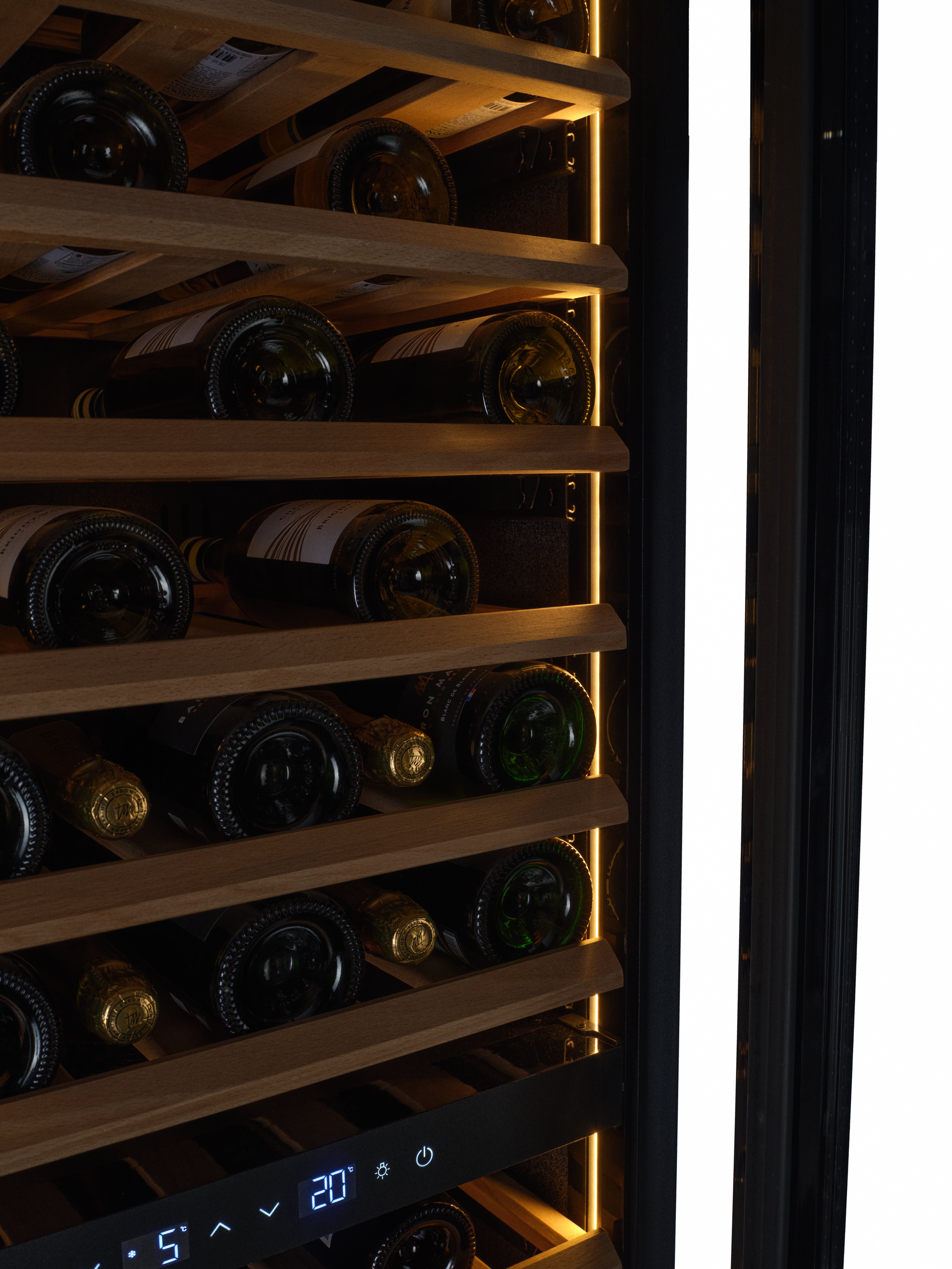 W96B-TO - Nevera para vinos integrada Push 2 Open - 255L - Cristal negro
