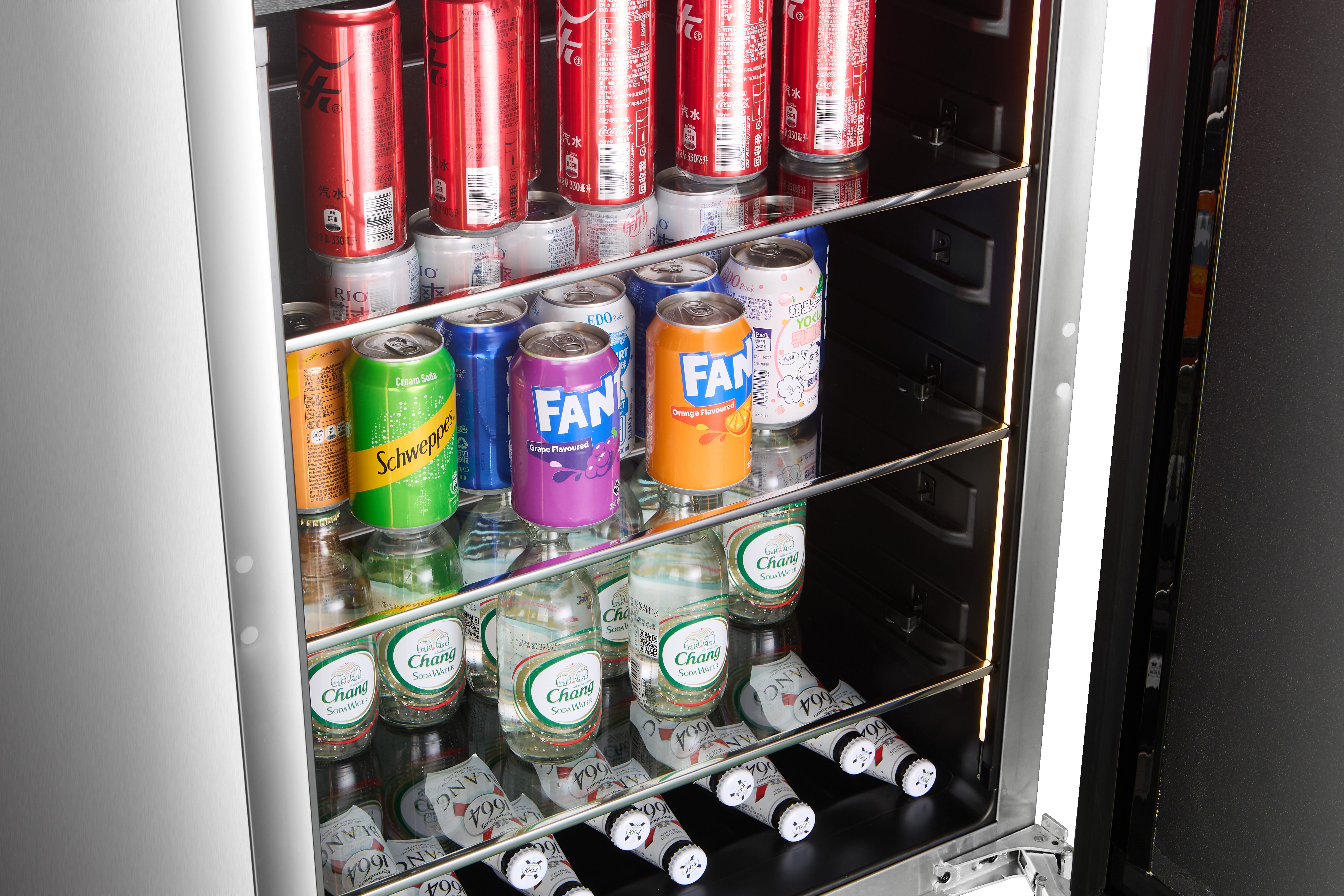 EXT-132-SÓLIDO - Panel Ready Outdoor Fridge - Solid door (PREORDER NOW)